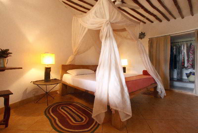 Kiva Boutique 4*